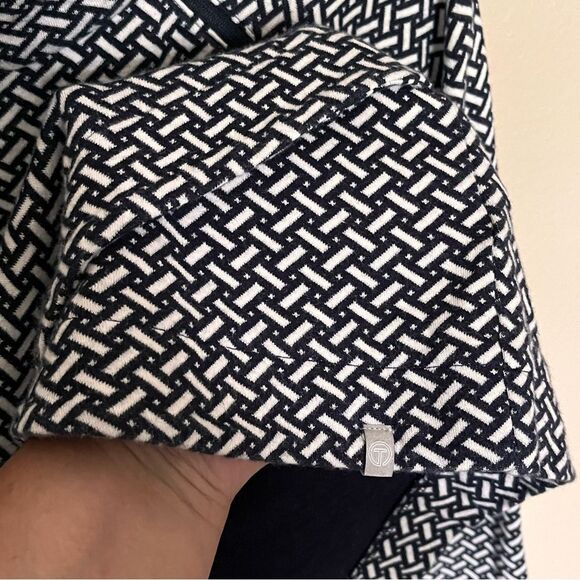 Talbots T by Talbots Blue and White Print Mock Zip Neck Shirt Top Size Medium - Picture 6 of 9